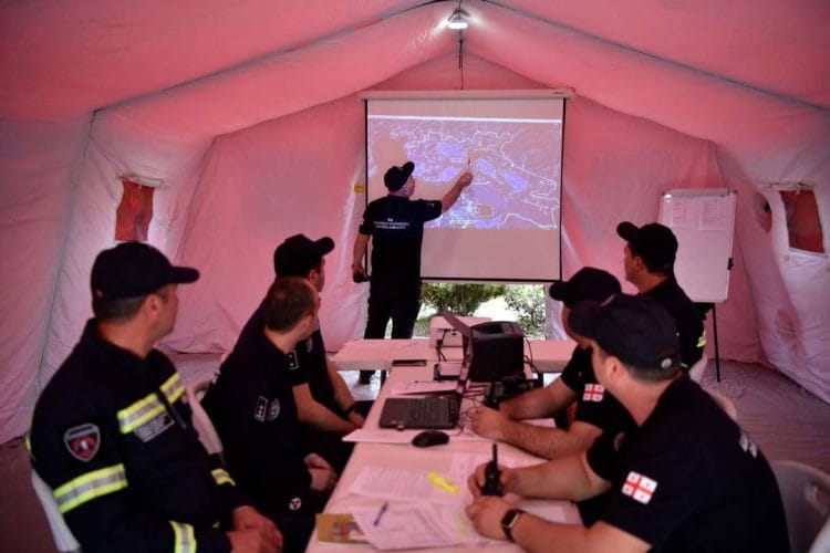 შსს-ს საგანგებო სიტუაციების მართვის სამსახურმა, გურიის რეგიონში, საგანგებო მართვის გეგმების შემუშავებაზე უფლებამოსილი პირებისთვის, სამოქალაქო უსაფრთხოების მიმართულებით სწავლება ჩაატარა