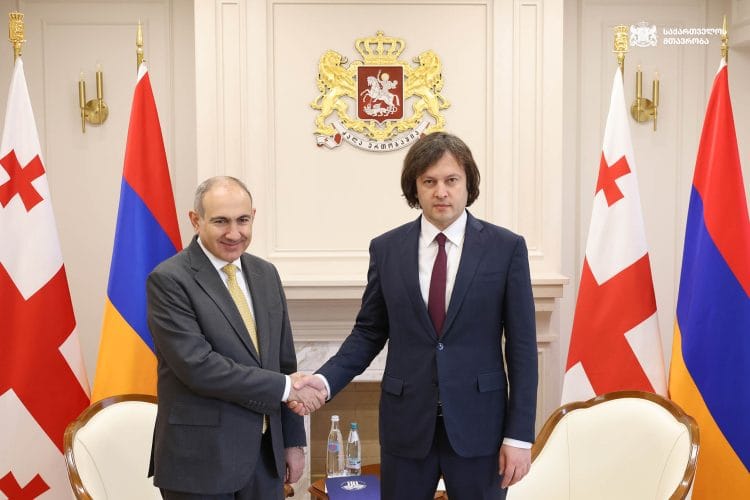 საქართველოს პრემიერ-მინისტრმა ირაკლი კობახიძემ სომეხ კოლეგას, ნიკოლ ფაშინიანს უმასპინძლა