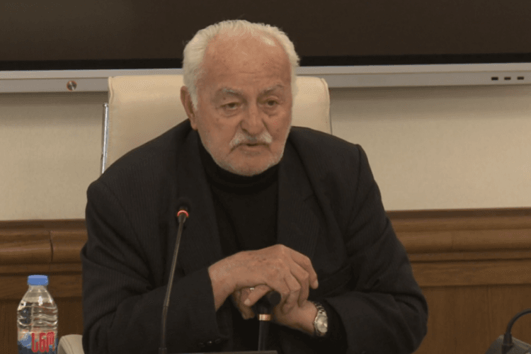 თამაზ მოლაშვილი – სულხანს მეგობრები ეუბნებოდნენ, სურათს რომ გიღებდნენ, მიშა სააკაშვილი გაბღენძილი სიამოვნებით უყურებდა, როდესაც გაწამებდნენო, საშინელ წამებაში ჰყავდათ