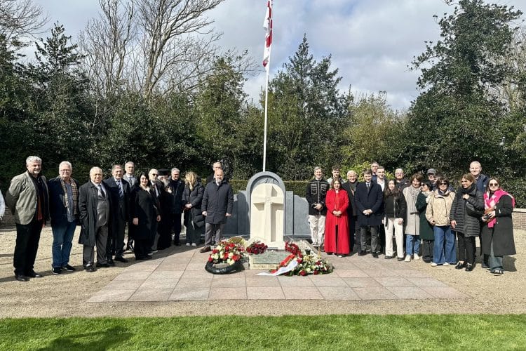 ნიდერლანდებში, კუნძულ ტექსელზე, 1945 წელს აჯანყებისას გმირულად დაღუპული ქართველი ჯარისკაცების ხსოვნისადმი მიძღვნილი მონუმენტი გაიხსნა