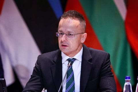 პიტერ სიიარტო – ვესაუბრები არა მხოლოდ რუსეთის, არამედ აშშ-ის, თურქეთის, ისრაელის, სერბეთის საგარეო საქმეთა მინისტრებს და სხვა პარტნიორებს, დიპლომატია სხვა ქვეყნების ლიდერებთან საუბარს გულისხმობს