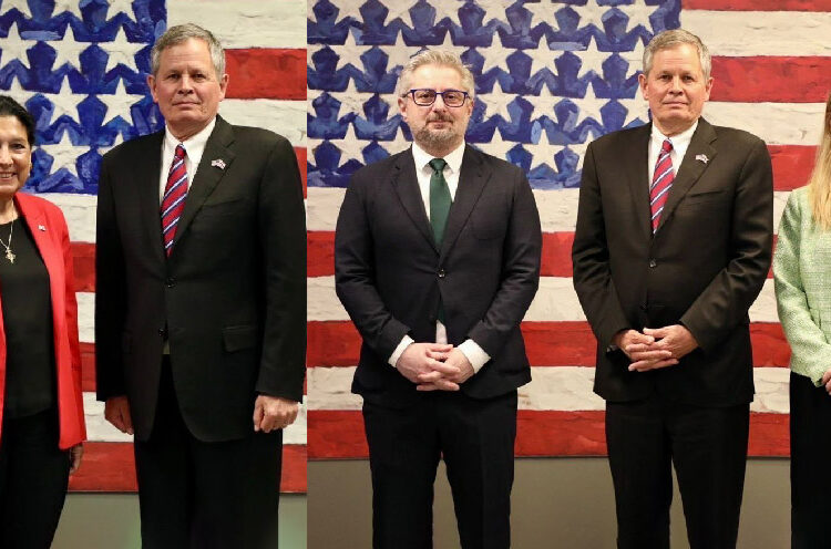 აშშ-ის საელჩო სალომე ზურაბიშვილსა და ოპოზიციური პარტიების წარმომადგენლებთან სენატორ სტივ დეინსის შეხვედრის შესახებ ინფორმაციას ავრცელებს