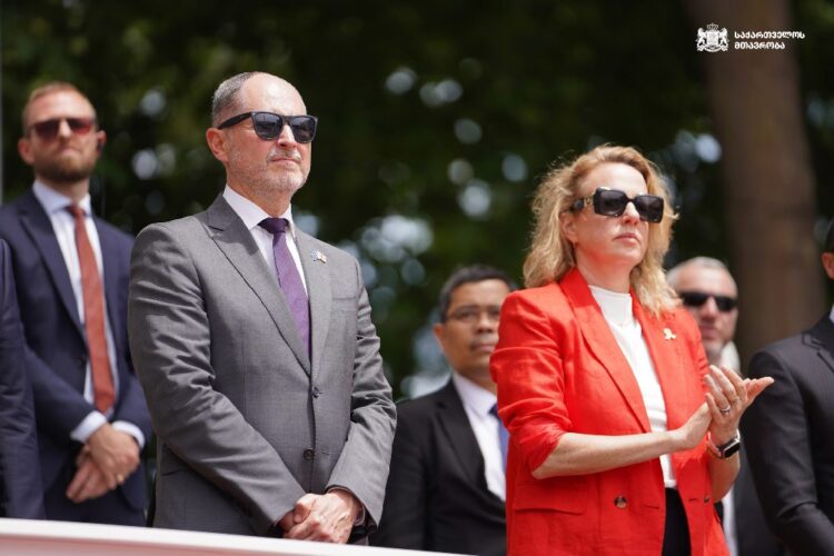 საქართველოს დამოუკიდებლობის დღისადმი მიძღვნილ საზეიმო ღონისძიებას დიპლომატიური კორპუსის წარმომადგენლებიც დაესწრნენ