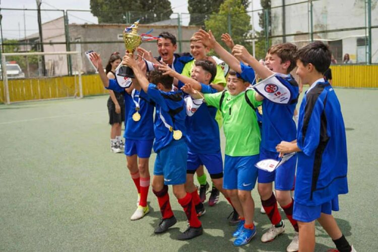 ლანჩხუთში მერაბ კუპრეიშვილის მემორიალური ტურნირი გაიმართა