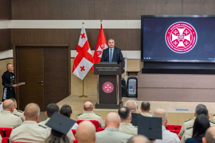 ეროვნული თავდაცვის აკადემიის მაგისტრატურის მსმენელებმა საგანმანათლებლო პროგრამა დაასრულეს