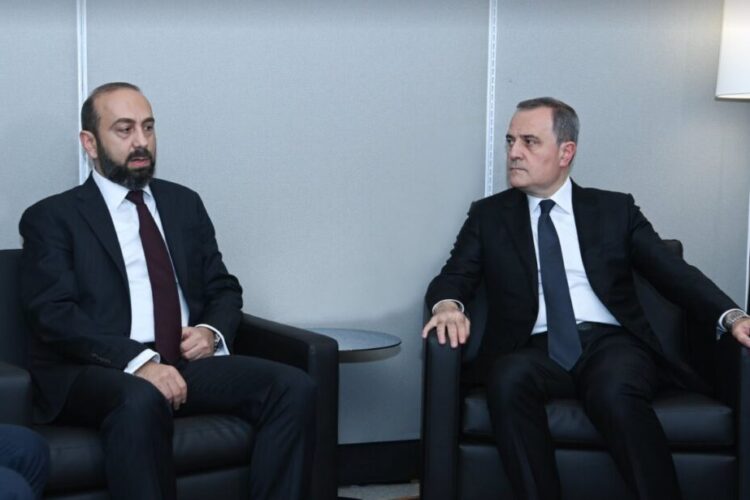 აზერბაიჯანისა და სომხეთის საგარეო საქმეთა მინისტრებმა, გაერო-ს გენერალური ასამბლეის სესიის ფარგლებში, ქვეყნებს შორის სამშვიდობო დღის წესრიგის საკითხები განიხილეს