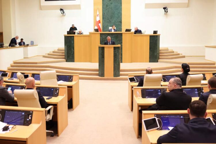 რევაზ სოხაძე – წყალმომარაგების სექტორში არსებული გამოწვევების საპასუხოდ სამინისტრომ დანერგა ახალი მიდგომები, რაც აისახება შედეგებზე