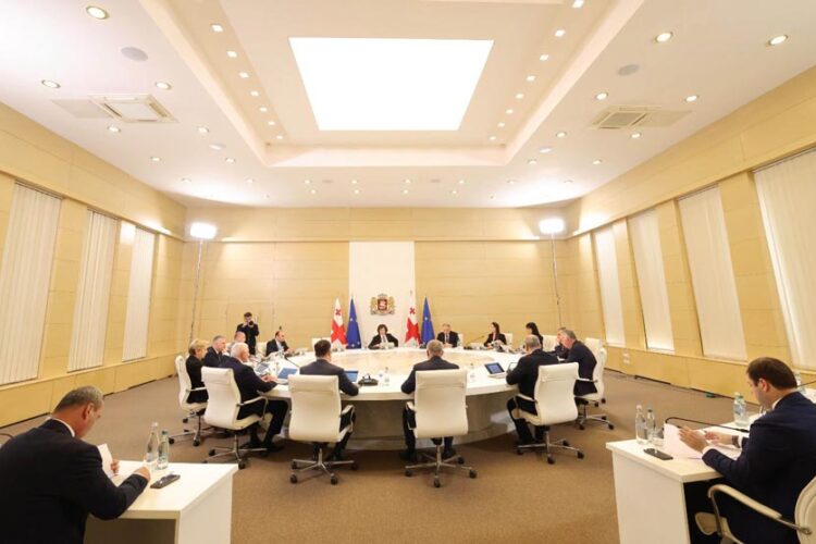 საქართველოს მთავრობის განკარგულებით, სპორტის სხვადასხვა სახეობაში მიღწეული წარმატებებისთვის სპორტსმენებს ფულადი ჯილდო გადაეცემათ