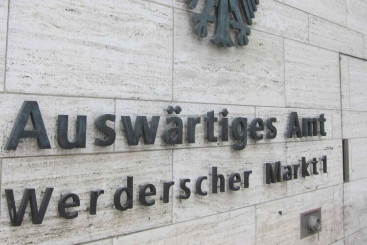 გერმანიის საგარეო საქმეთა სამინისტროს ცნობით, უწყებაში საქართველოს საქმეთა დროებითი რწმუნებული დაიბარეს