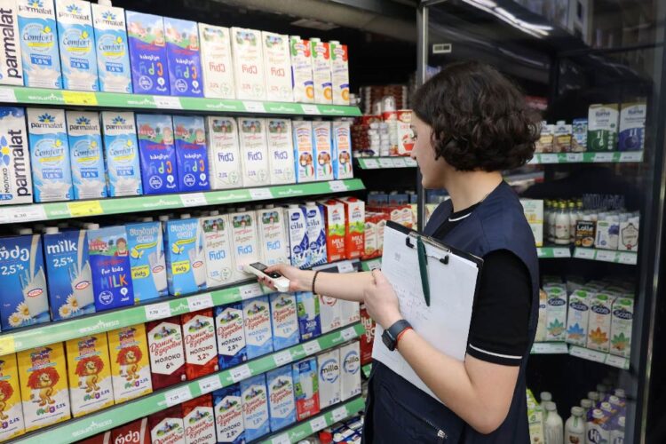 სურსათის ეროვნული სააგენტო მოუწოდებს მომხმარებელს, არ შეიძინოს რძე არაორგანიზებული ვაჭრობის ადგილებში