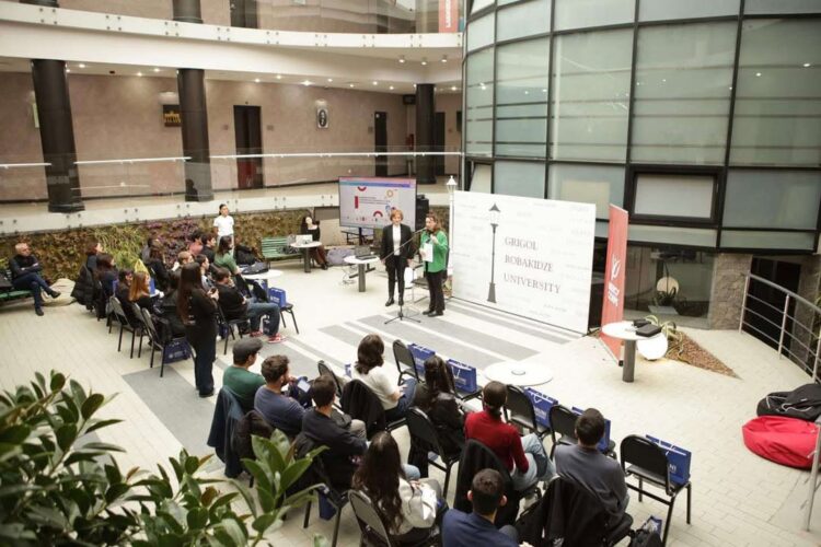 გრუნიში, Mercy Corps-ის მხარდაჭერით, Safe Online Hackathon 2025 დაიწყო და აქტიურად მიმდინარეობს