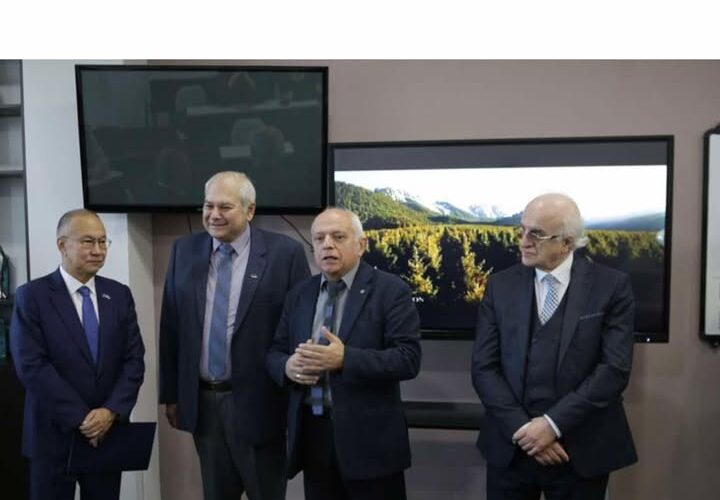 ყაზახეთის რესპუბლიკის საელჩოს მხარდაჭერით, გრუნში, გაიხსნა თანამედროვე ტექნიკითა და ლიტერატურით აღჭურვილი ყაზახეთის ისტორიისა და კულტურის კაბინეტი