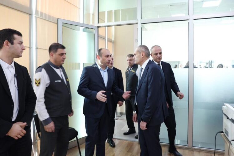 შინაგან საქმეთა მინისტრმა აჭარის რეგიონში სამუშაო შეხვედრები გამართა