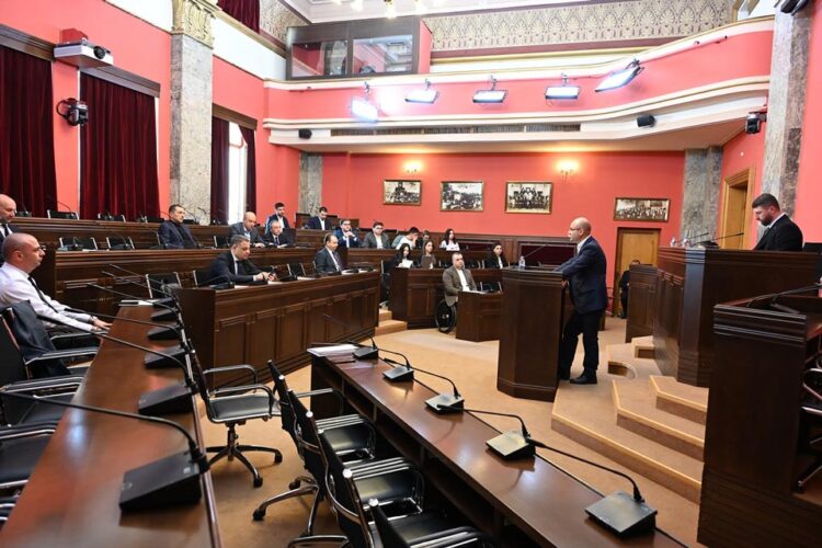 იურიდიულ საკითხთა კომიტეტმა მხარი დაუჭირა საკანონმდებლო ცვლილებას, რომელიც საქართველოს მთავრობის ადმინისტრაციის უფლებამოსილებას ეხება