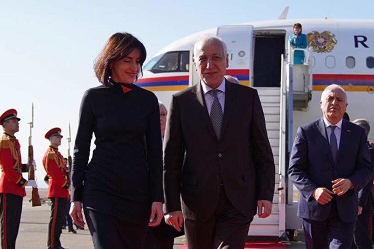 საქართველოში სომხეთის პრეზიდენტის, ვაჰაგნ ხაჩატურიანის ვიზიტი დაიწყო
