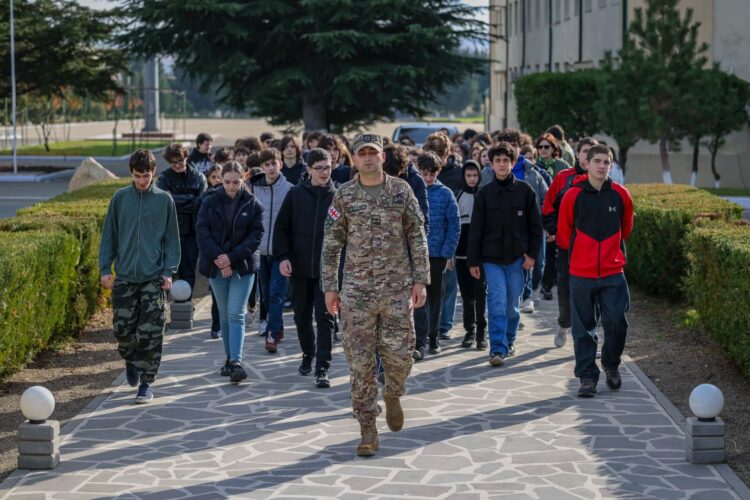 ვაზიანის მე-4 ქვეით ბრიგადაში „ერთი დღე ჯარში” გაიმართა