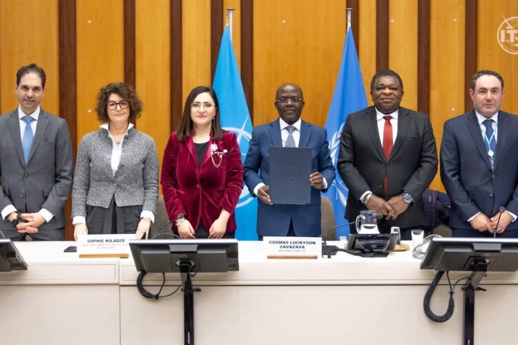 გრუნის პროფესორის – სოფო კილაძის ინიციატივით, ჟენევაში, ხელოვნური ინტელექტისა და ბავშვის უფლებების შესახებ ერთობლივი განცხადების მაღალი დონის ხელმოწერის ცერემონია გაიმართა