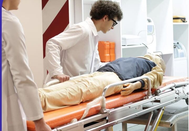 აირჩიე გრუნი – ისწავლე მედიცინა იქ, სადაც პრაქტიკა ცოდნის მიღების განუყოფელი ნაწილია