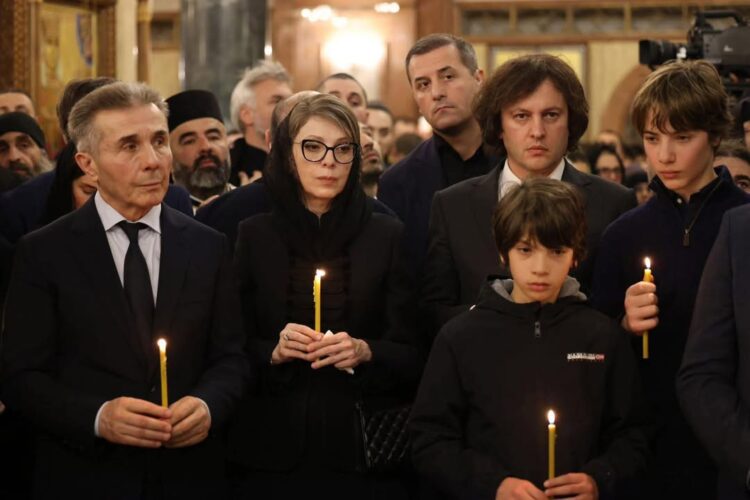 ირაკლი კობახიძე – ვემშვიდობებით პატრიარქს, რომელმაც დედაეკლესიის ოქროს ხანას ჩაუყარა საფუძველი, პატრიარქთან გამომშვიდობებისას შეუძლებელია, არ დაგეუფლოს დაობლების მძაფრი განცდა