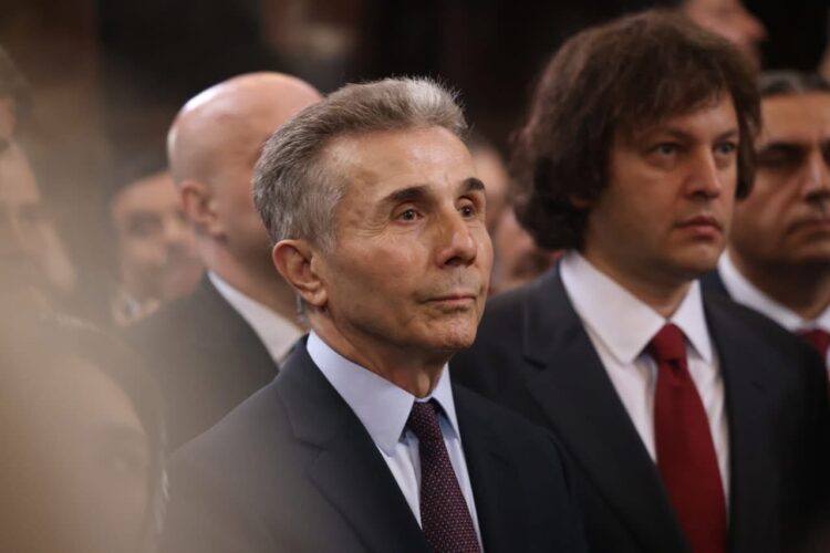 „ქართული ოცნების“ დამფუძნებელი და საპატიო თავმჯდომარე ბიძინა ივანიშვილი პატრიარქ შიო III-ის ინტრონიზაციას ესწრება