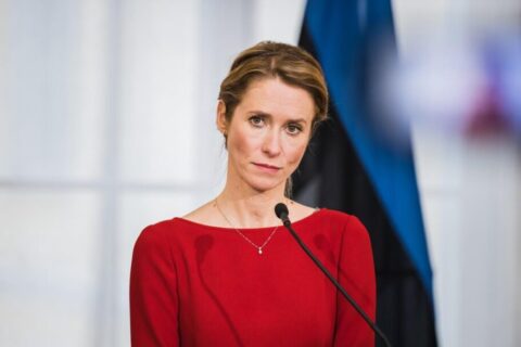 „პოლიტიკო“ – კაია კალასი ევროკავშირის საგარეო ქმედებათა სამსახურს იცავს და აცხადებს, რომ უწყება „დამატებით ღირებულებას“ ქმნის